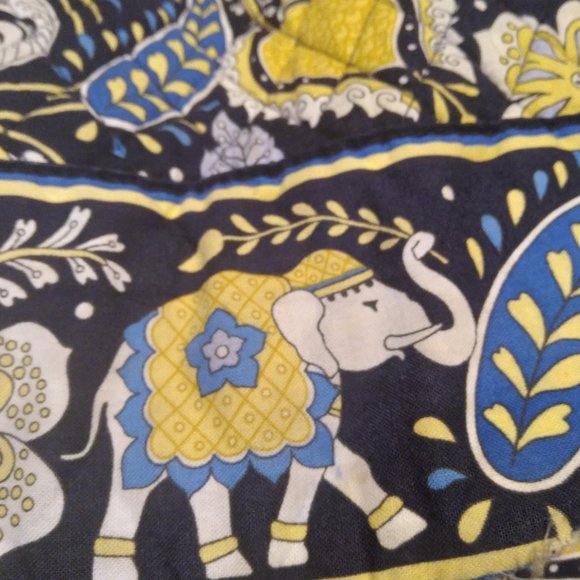 Vera Bradley Elephant Tote - Picture 5 of 5